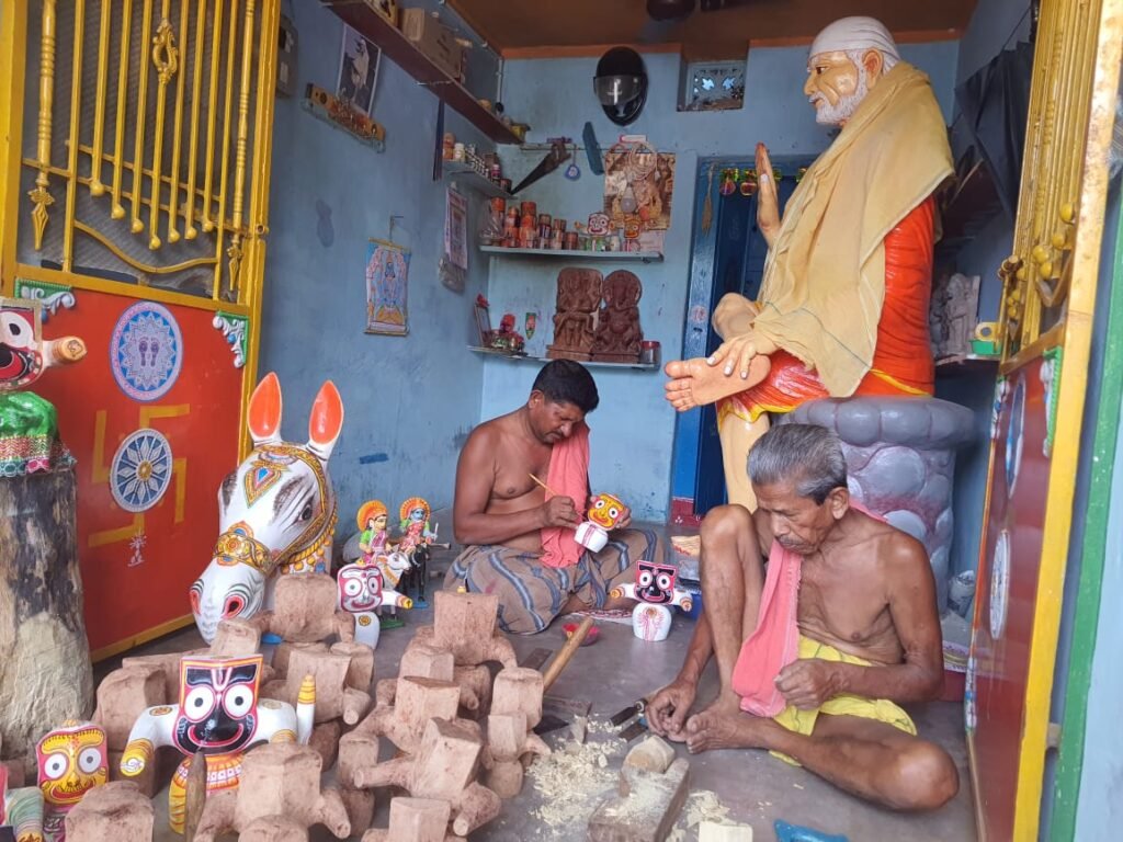 ସମସ୍ୟାରେ ଜର୍ଜରିତ ଧରାକୋଟ ଜଗନ୍ନାଥଙ୍କ ଚିତ୍ରକର