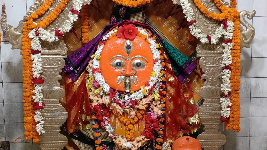 ଖମ୍ବେଶ୍ବରୀଙ୍କ ଚୈତ୍ରପର୍ବ:ହଜାର ହଜାର ପିଲାଙ୍କ ମୁଣ୍ଡନ