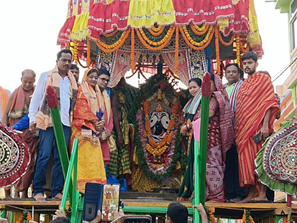 ଆସିକାର ବିଭିନ୍ନ ସ୍ଥାନରେ ରଥ ଯାତ୍ରା ପାଳିତ